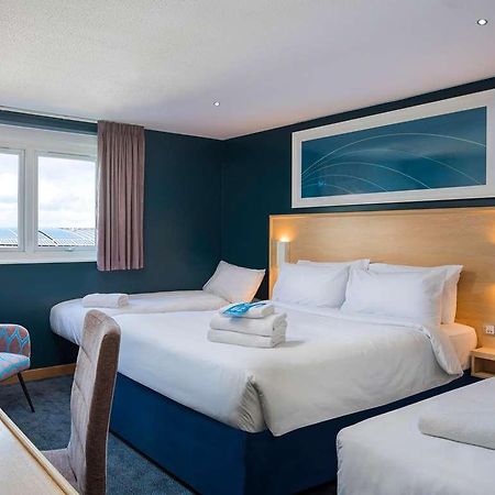 Travelodge Ashford Habitación foto