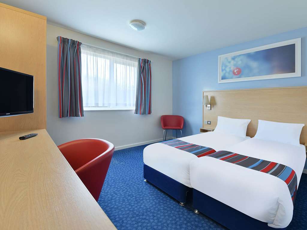 Travelodge Ashford Habitación foto